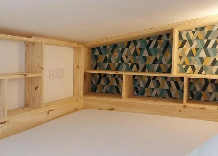 Апартаменты Studio Angers *